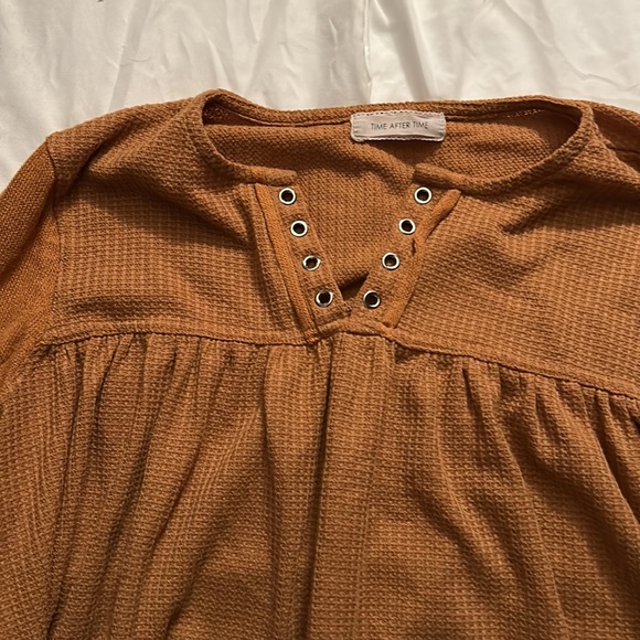 Boho Chic Soft Knit Color Block Washed Tunic Top - Picture 7 of 8